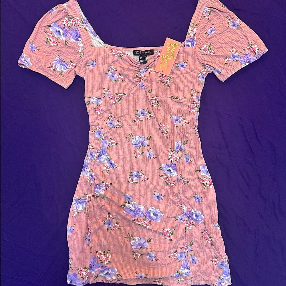 Floral Pink Dress 🌸